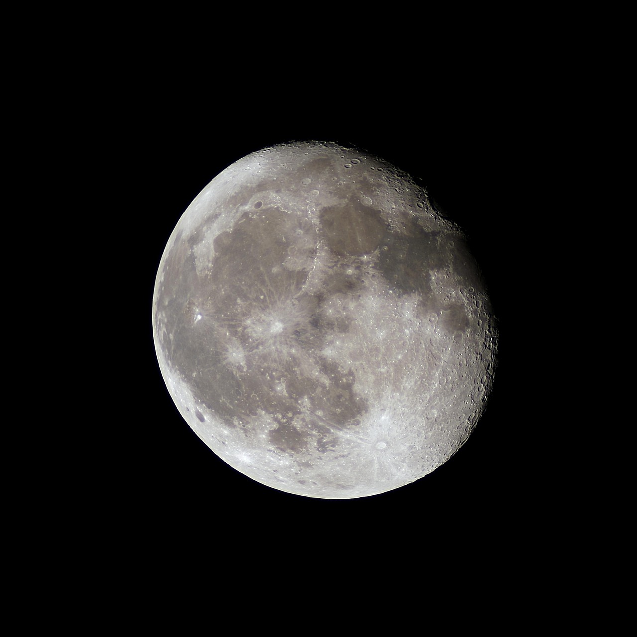 Une nouvelle ère de recherche sur les impacts lunaires