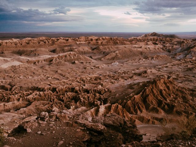 Mars se dévoile : une image intrigante du pôle Sud remet en question notre vision de la planète rouge