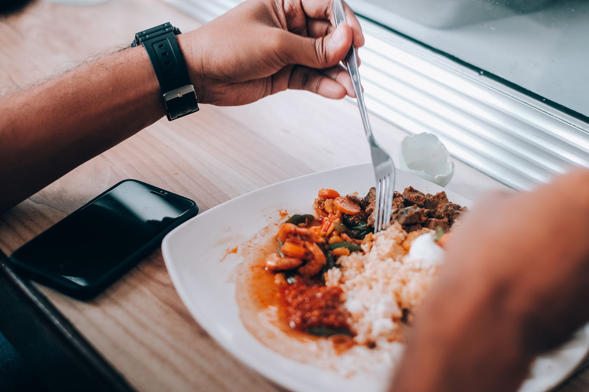 L'impact des horaires de repas sur votre santé cardiovasculaire