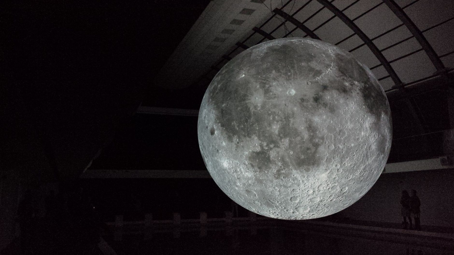 La Lune se contracte : une découverte troublante sur son activité tectonique