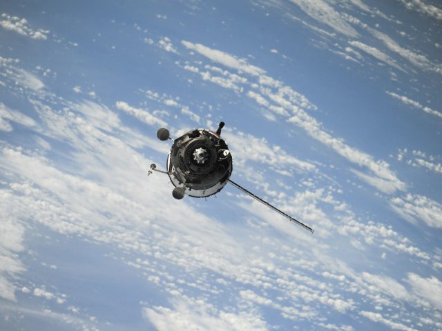 Crew-13 : un record de vitesse vers l&rsquo;ISS, mais à quel prix ?