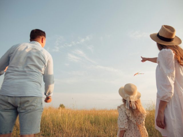 Pourquoi 67% des familles québécoises adoptent les jeux de société mensuels ?
