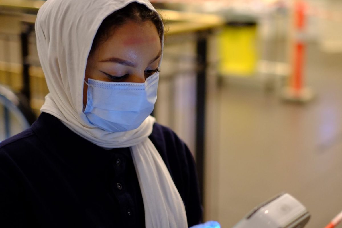 Vérifier un pass sanitaire : ce que la loi autorise vraiment